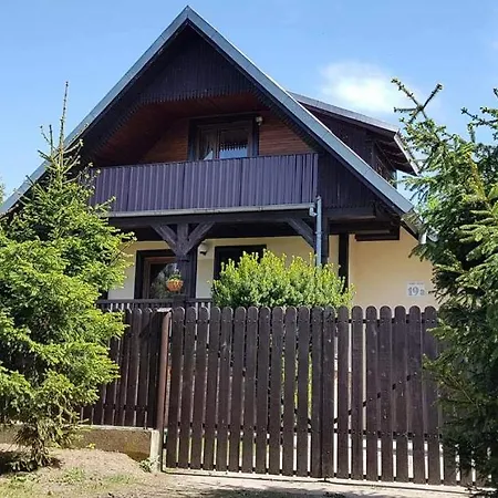 Zacisze Puszczy Piskiej Mazury Lodge *